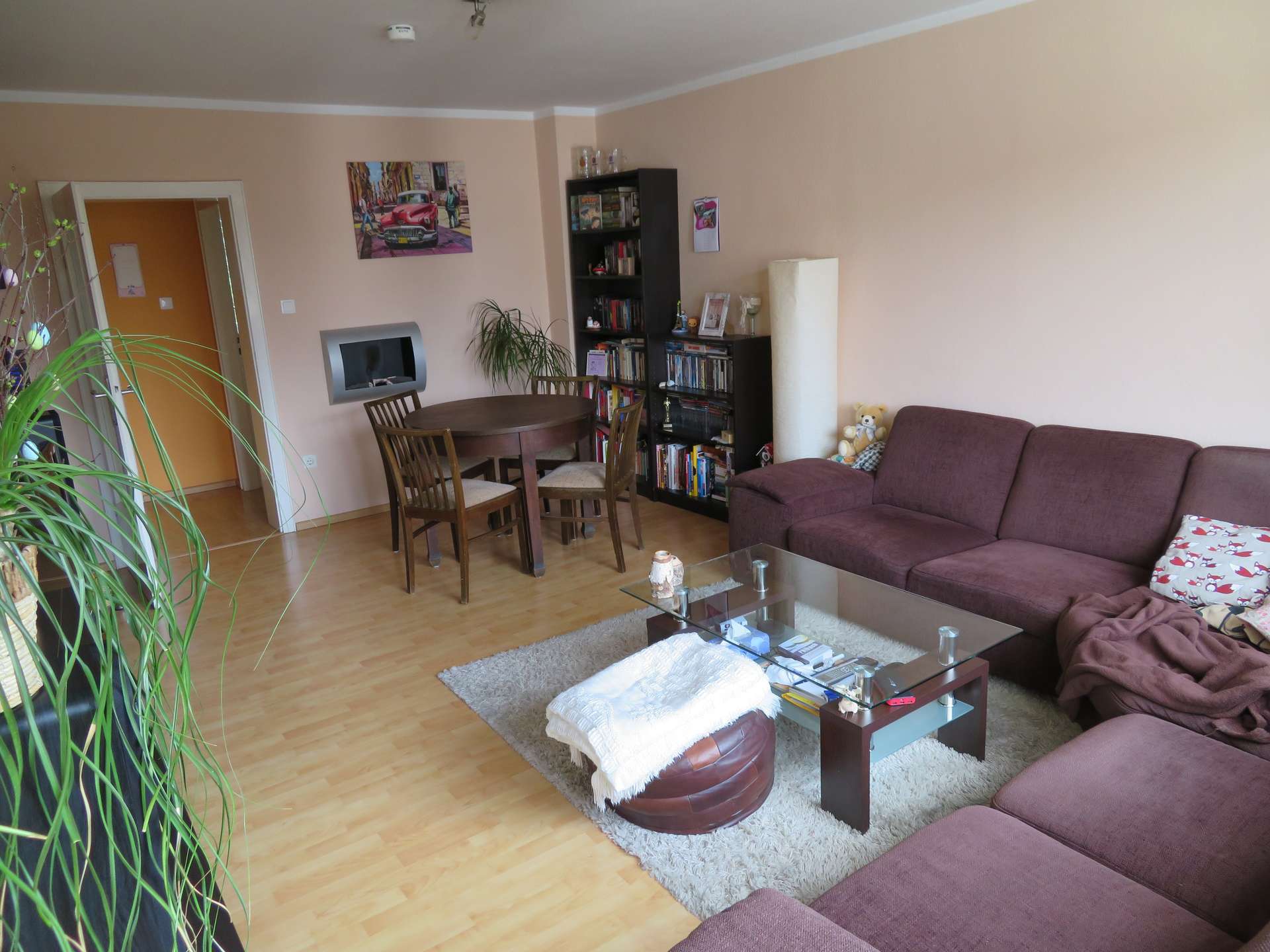 Wohnzimmer (Beispielmöblierung) Wohnzimmer (Beispielmöblierung)