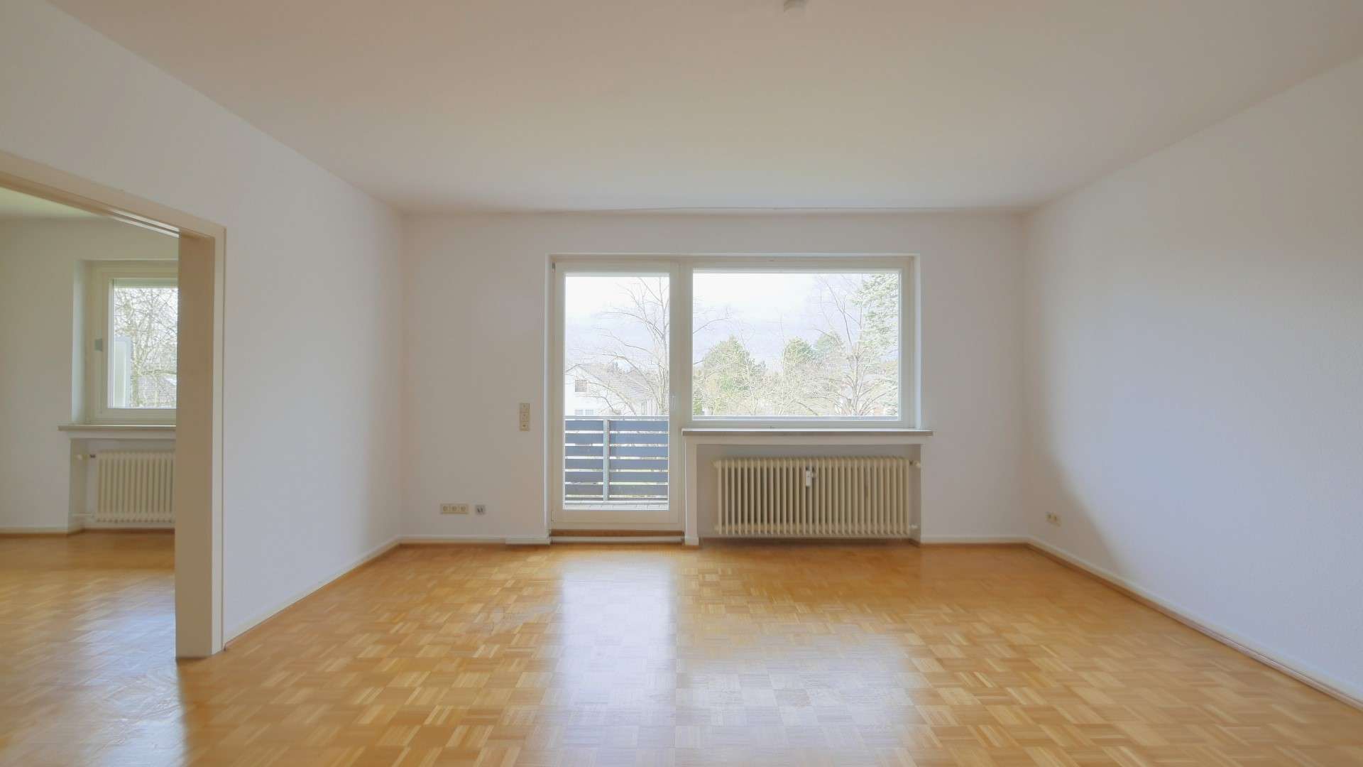 Wohnzimmer Blick auf Balkon