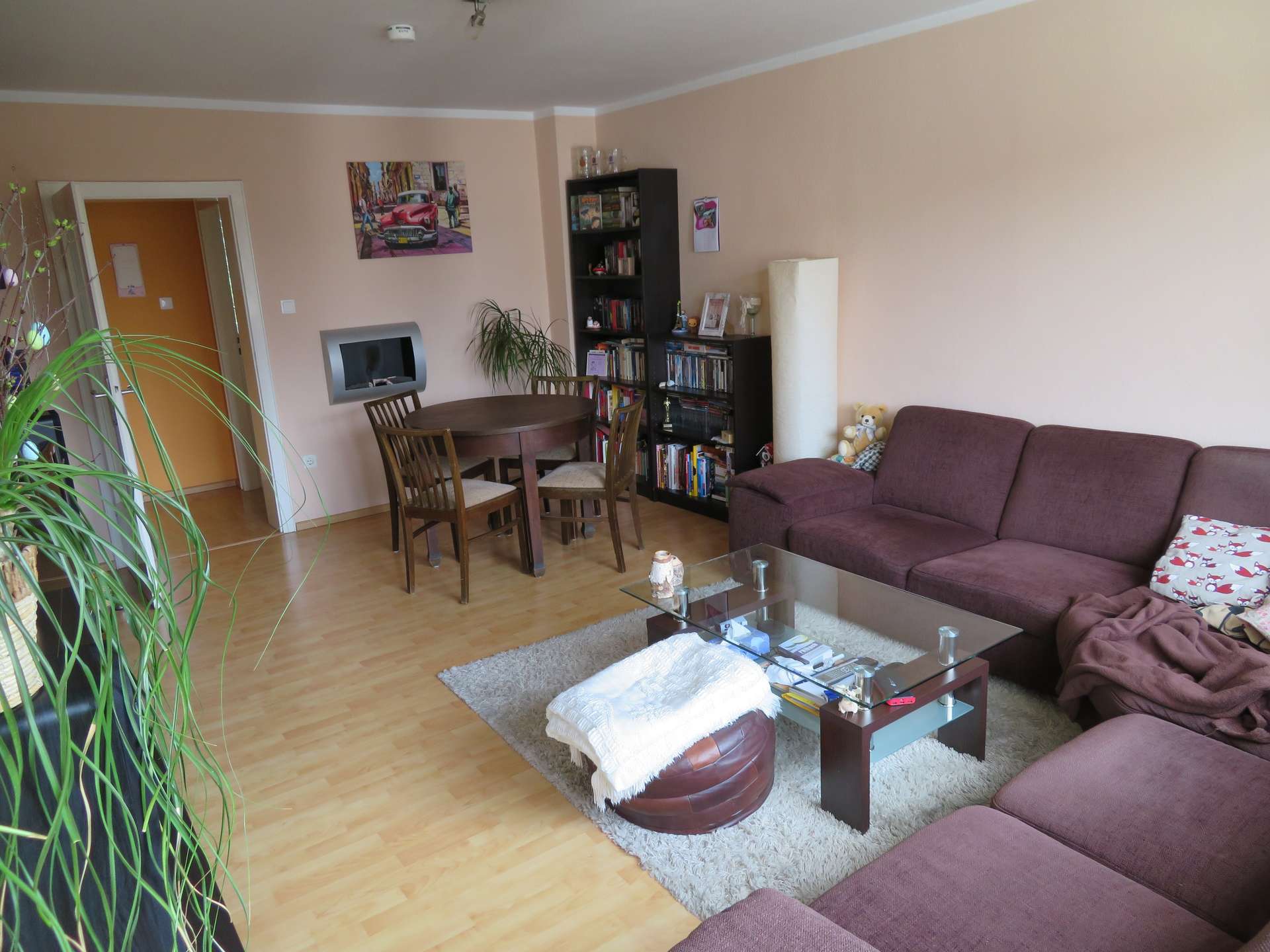 Wohnzimmer (Beispielmöblierung)