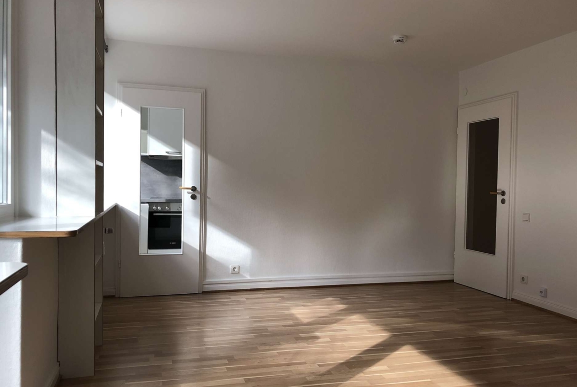 Wohn-/ Schlafzimmer