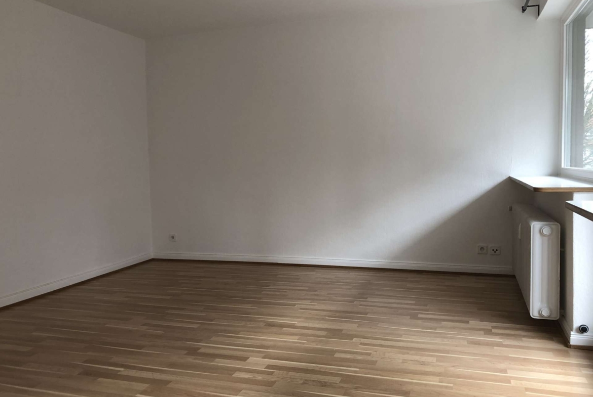 Wohn-/ Schlafzimmer